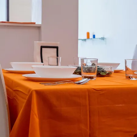 Il Canto Della Luna شقة